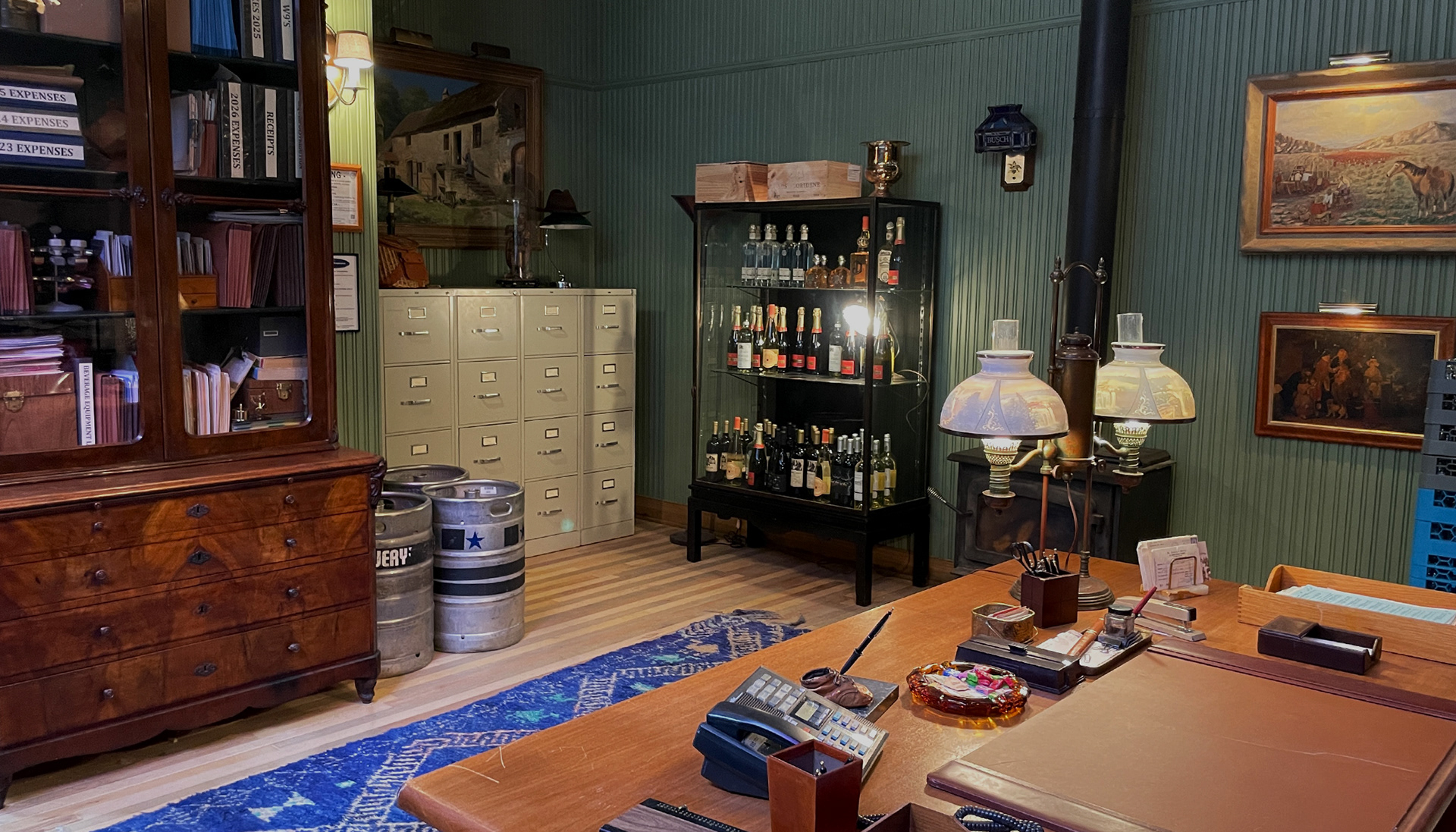RANSOM CANYON S2 - DANCE HALL OFFICE